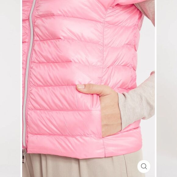 Cotes of London THE ST IVES DOWN VEST
N12 - Picture 3 of 8